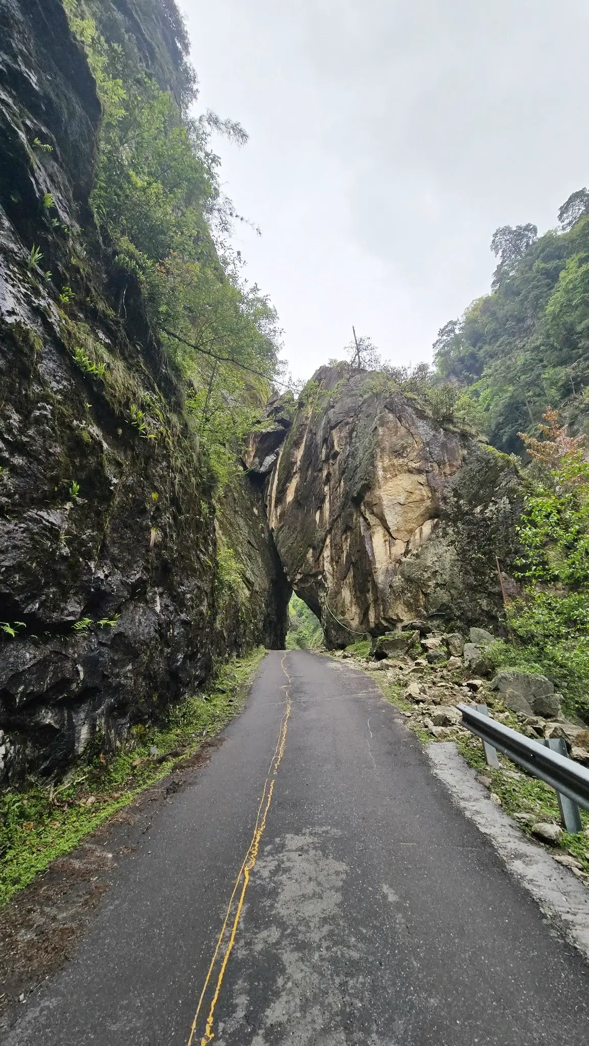 Rock arch on road near Tawang